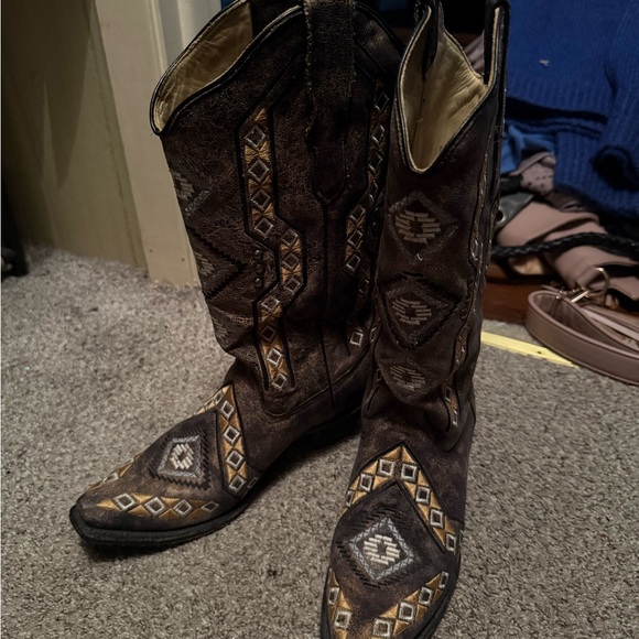 Brown Western Corral Cowboy Boots with Geometric Patterns Size 8 - Picture 2 of 2